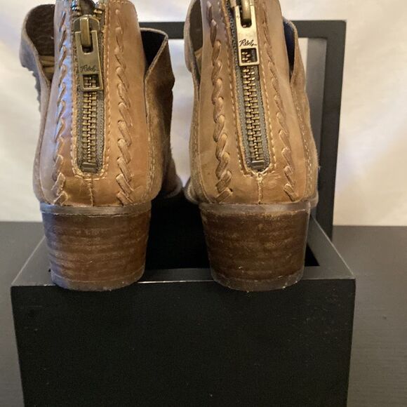 Rebels woven taupe suede/leather back zipper ankle boots size 7.5 - Picture 5 of 6